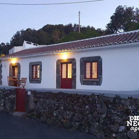 Charming Country House By Ponta Negra Azores Altares Bagian luar foto
