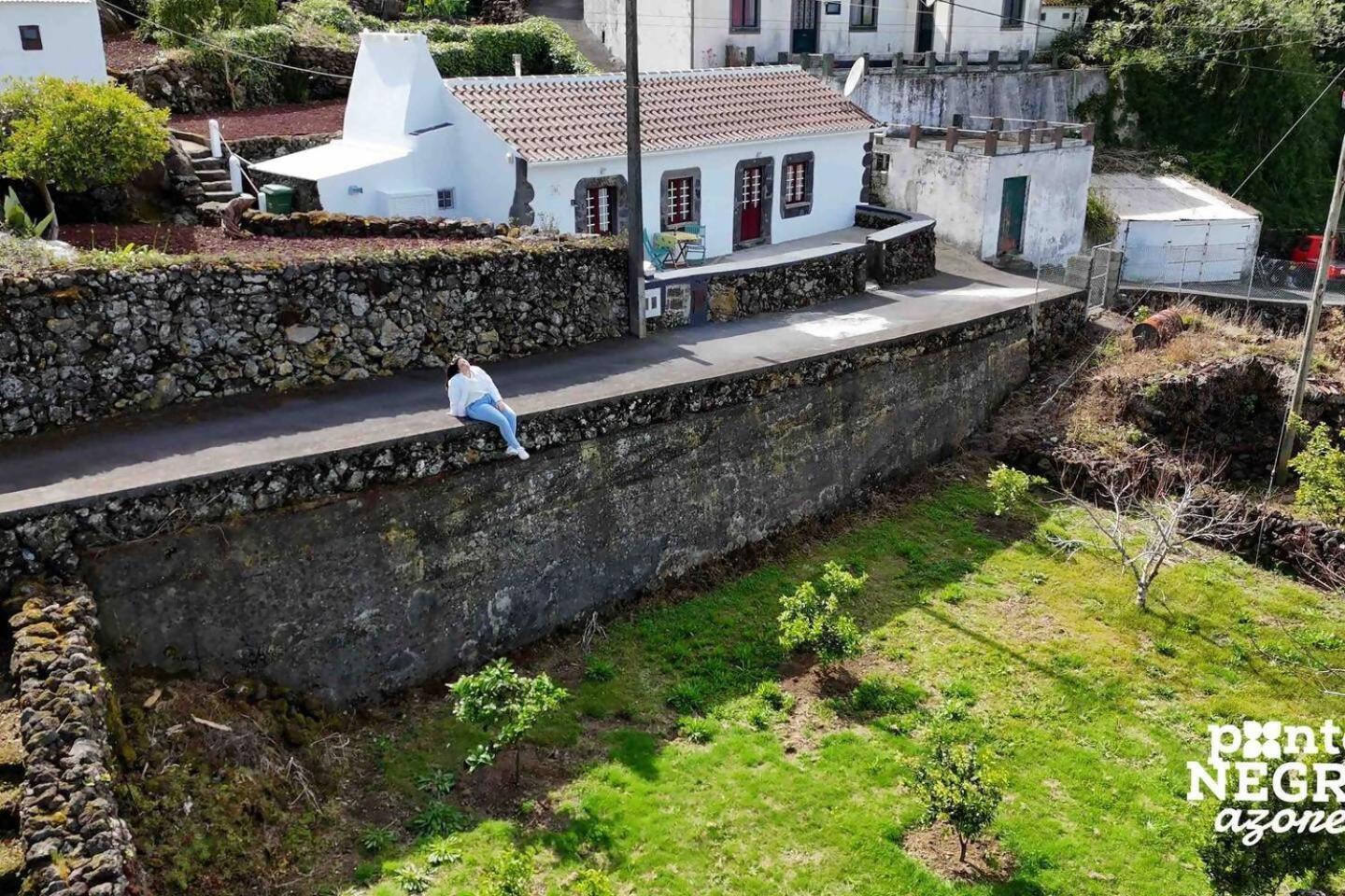 Charming Country House By Ponta Negra Azores Altares Bagian luar foto